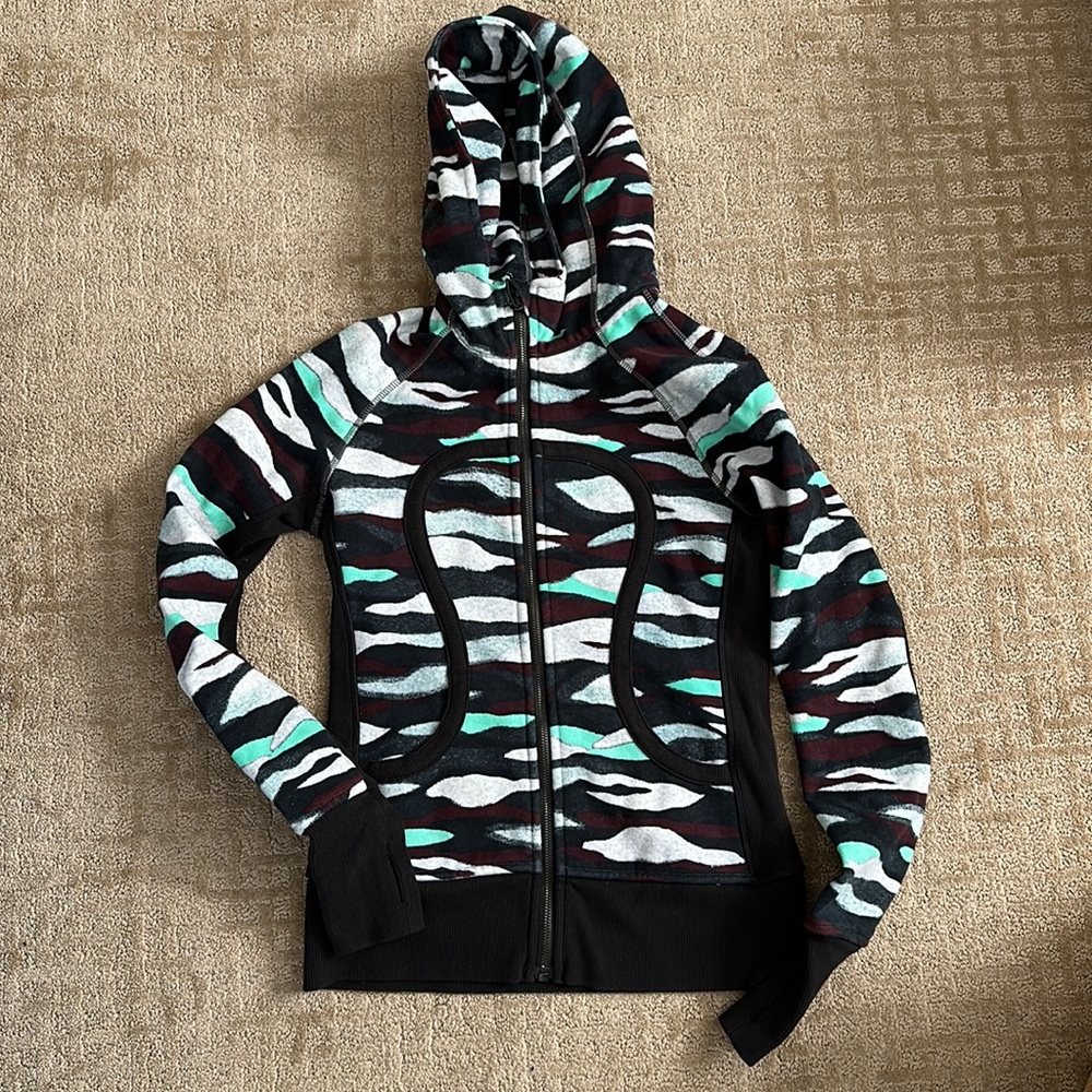 LuluLemon Zip Up